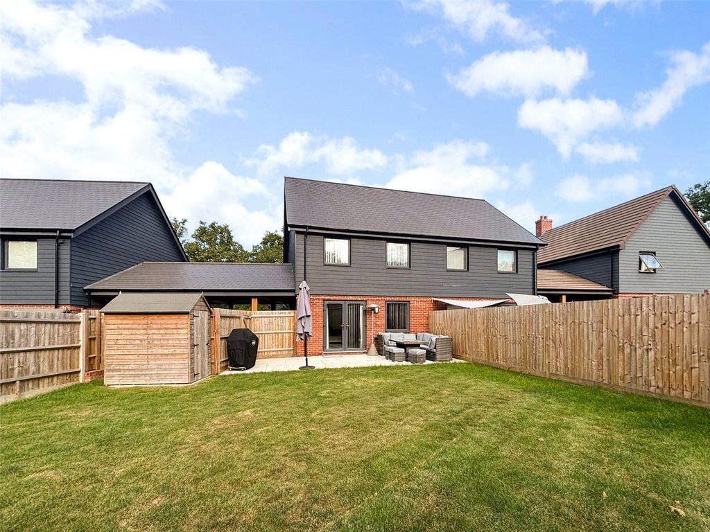 Property photo 3 of 19 Picture No. 28