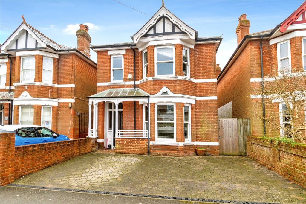 Property photo 1 of 20 Picture No. 24