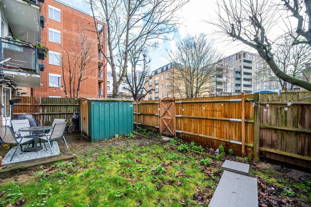 Property photo 3 of 11