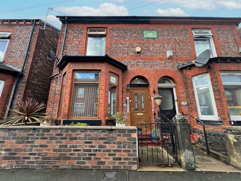 Property photo 1 of 12