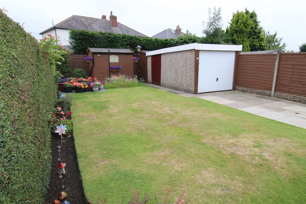 Property photo 2 of 12 Img_8879.Jpg