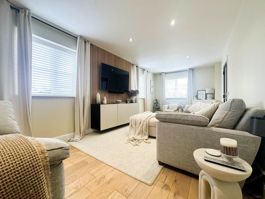 Property photo 3 of 30 Photo 3