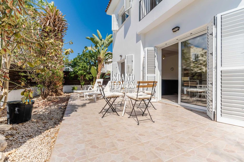 Property photo 3 of 19