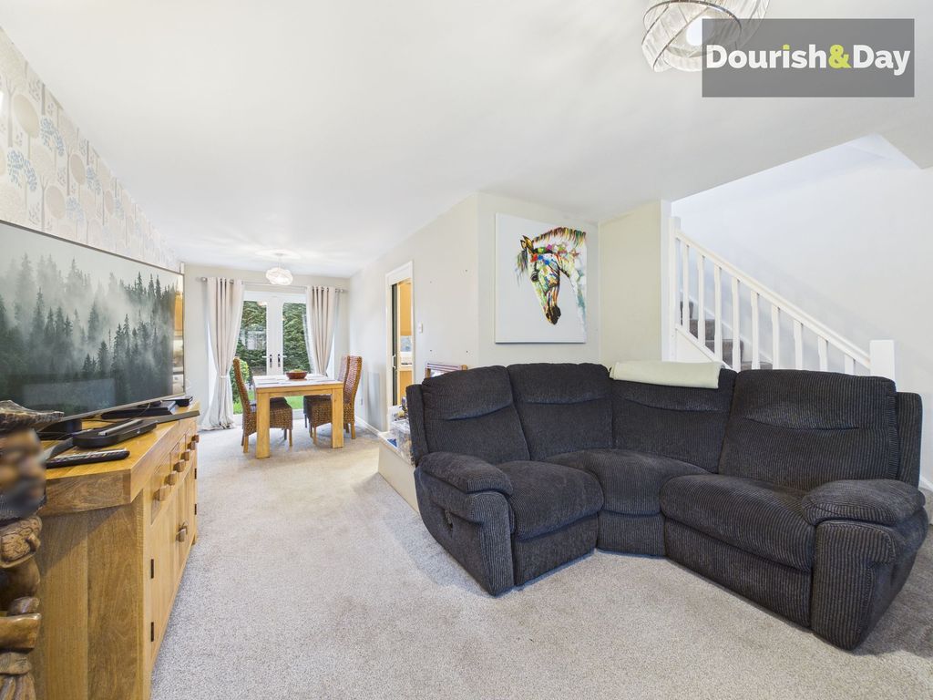 Property photo 2 of 24