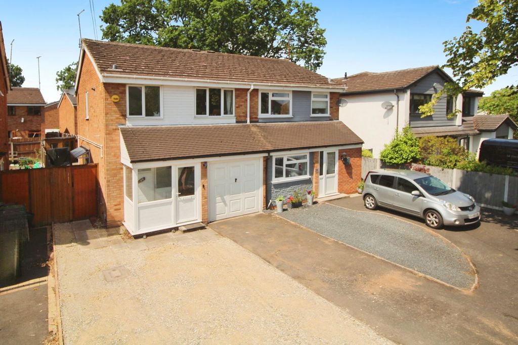 Property photo 1 of 21
