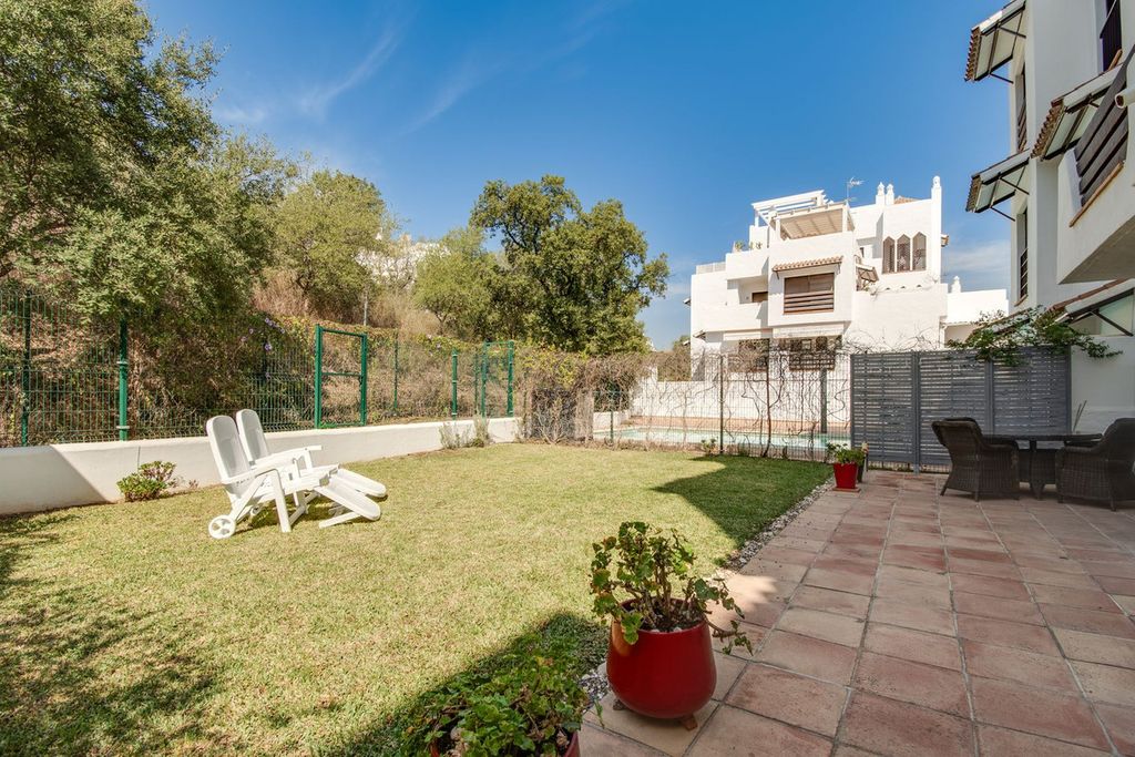 Property photo 2 of 26