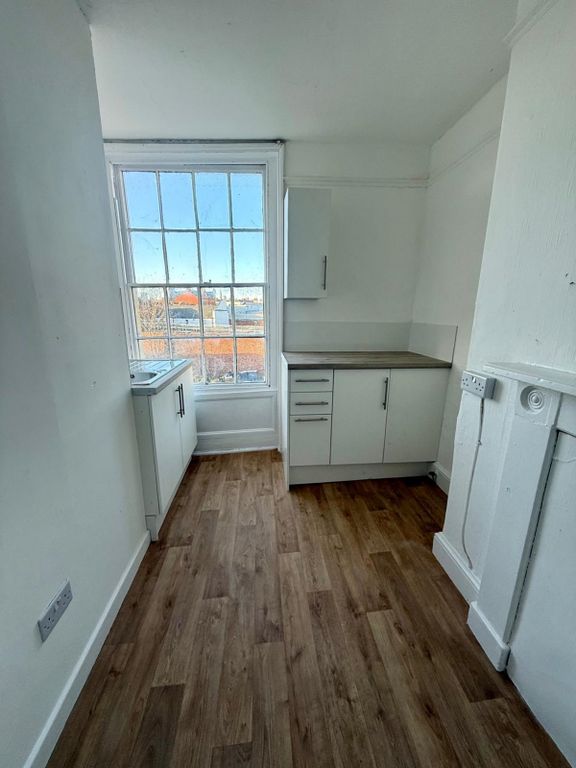 Property photo 2 of 4 B96Df3Ae-d981-42d0-A259-35Fcc18A5Efb