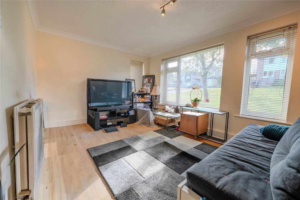 Property photo 2 of 8 Picture No. 04