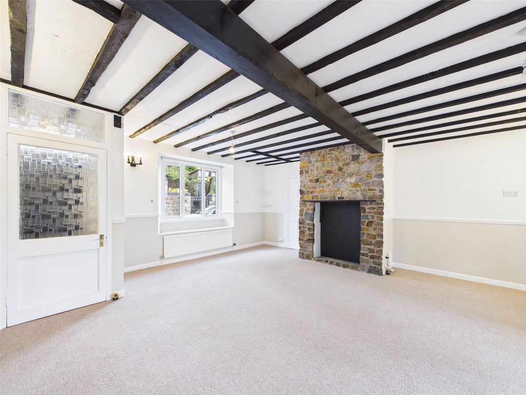 Property photo 2 of 13 Picture No. 02