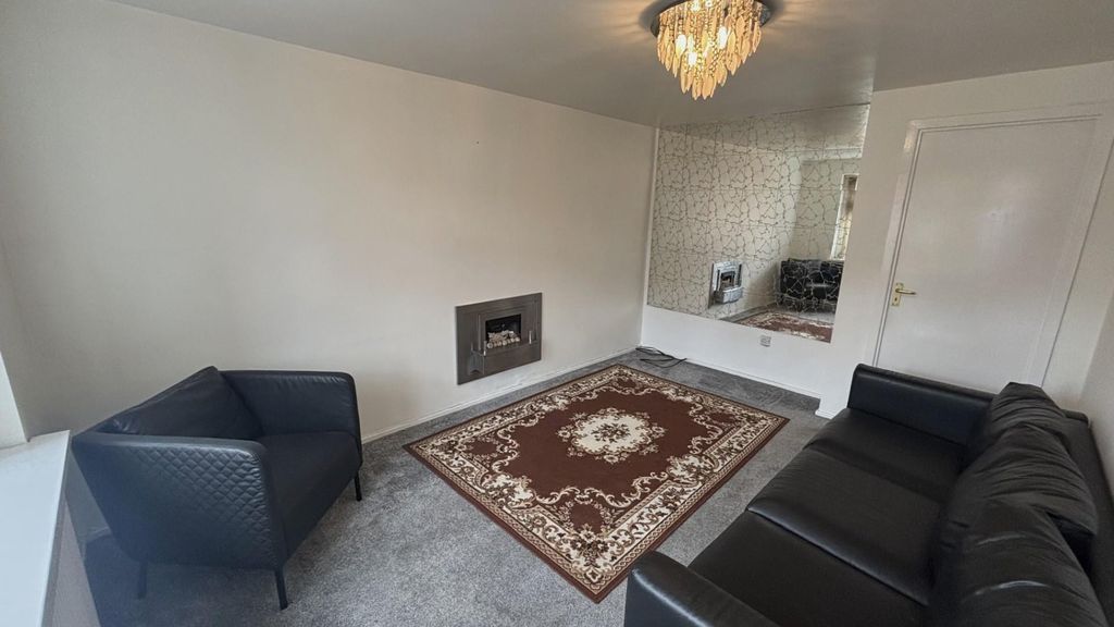 Property photo 2 of 16 67 Macdonalds Close Living Room 1.Jpeg