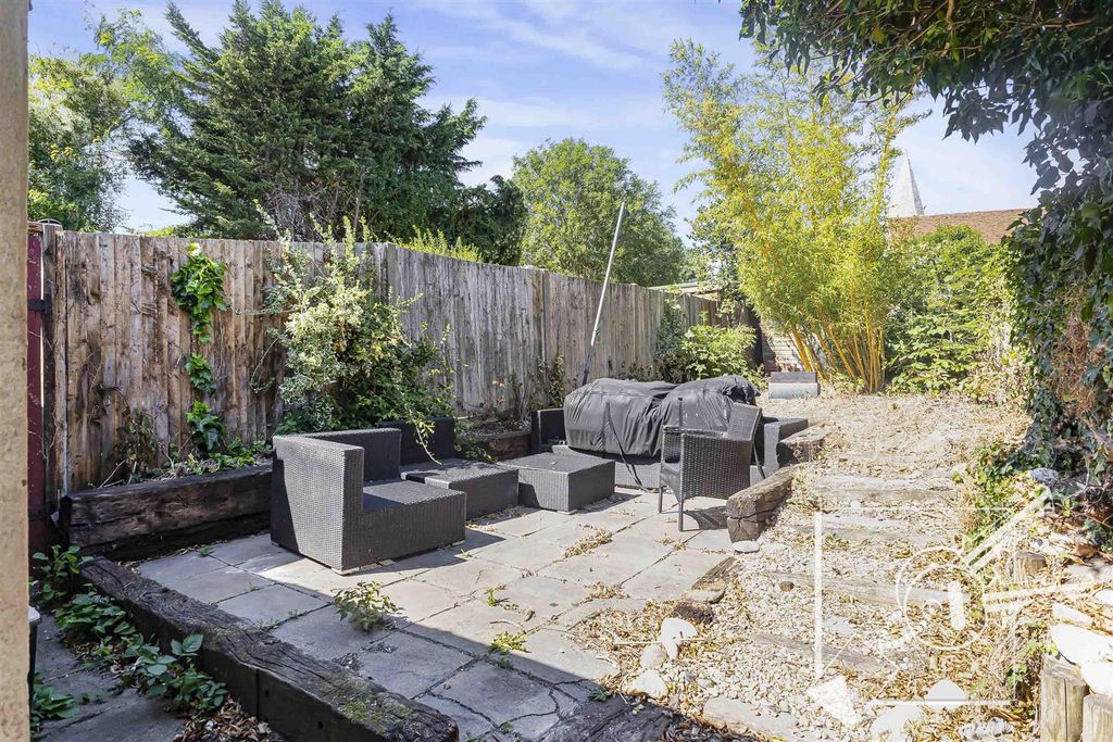 Property photo 3 of 17 Rear