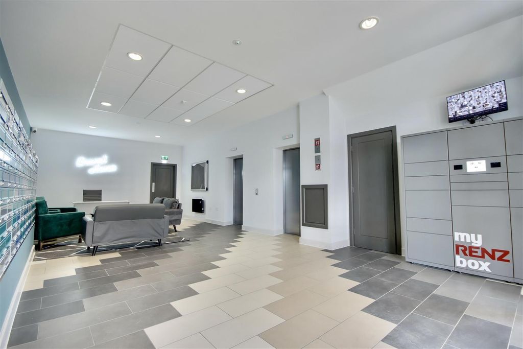 Property photo 1 of 12 9Pzcanbbakmi6v_Kdwwmuw.Jpg