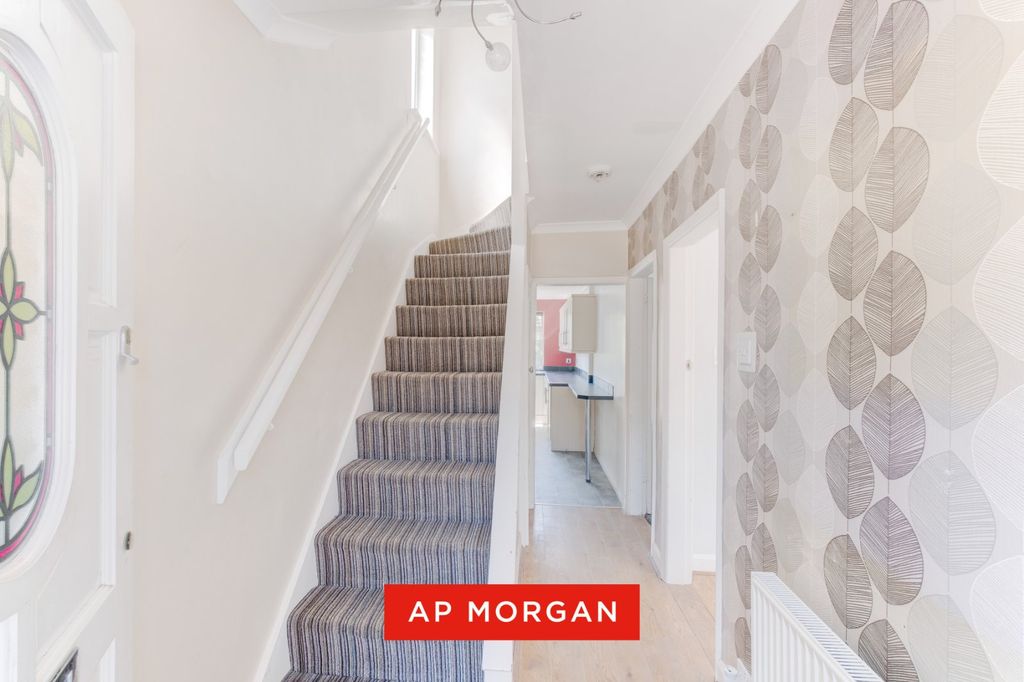 Property photo 2 of 22 Picture No. 02