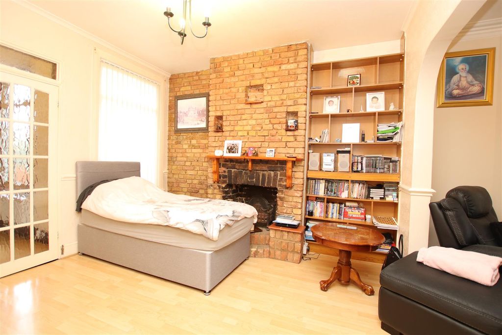 Additional image 11 of 3 bed terraced house for saleSt. Albans Road, Dartford DA1