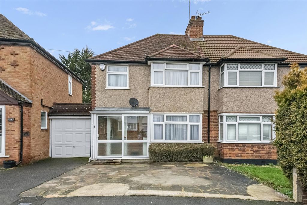 Property photo 1 of 17