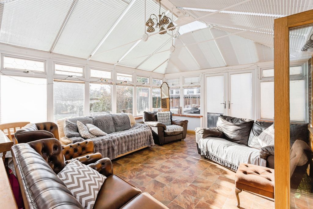 Property photo 3 of 22