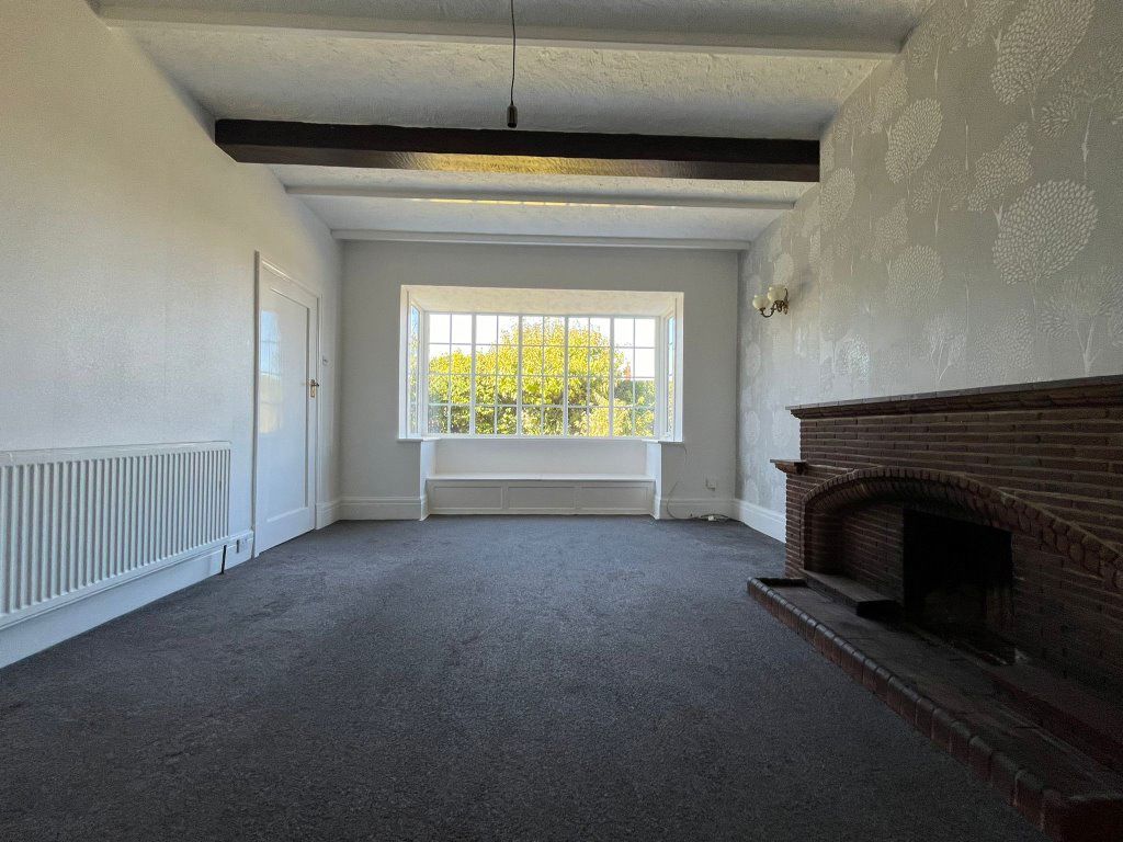 Property photo 3 of 26