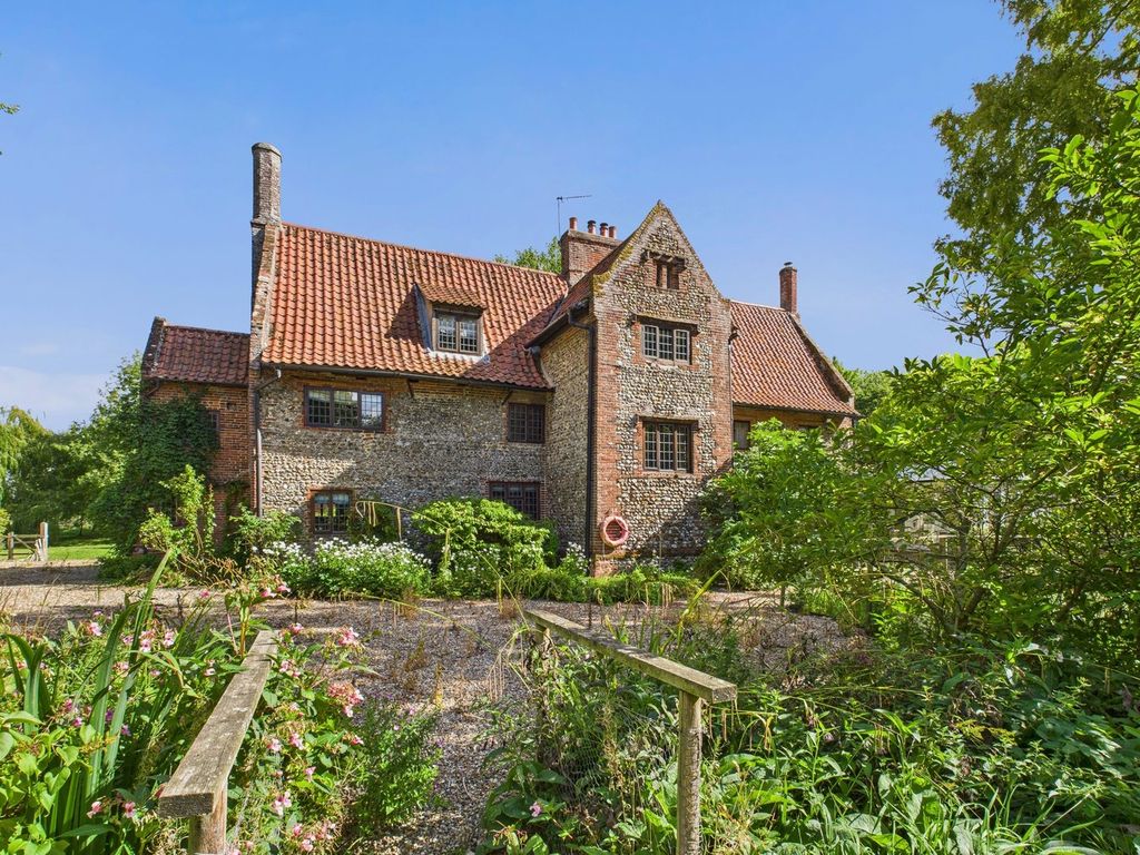 Property photo 1 of 30