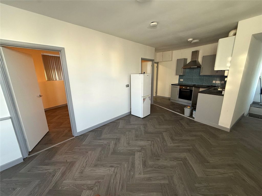 Property photo 3 of 11 Picture No. 09