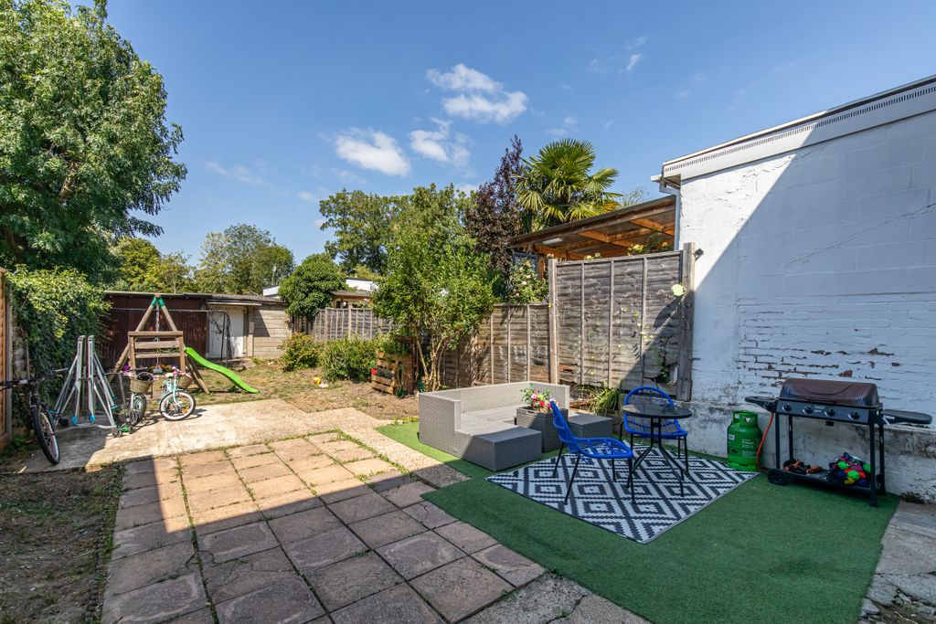 Property photo 2 of 13 5A1A5672