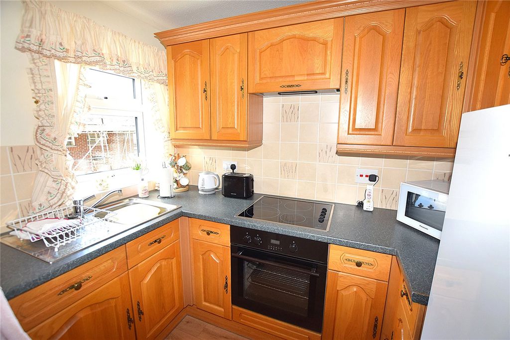 Property photo 3 of 9 Picture No. 08