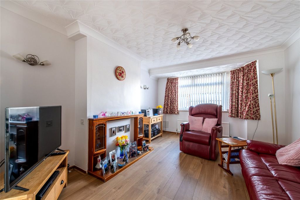 Property photo 3 of 26 Picture No. 10