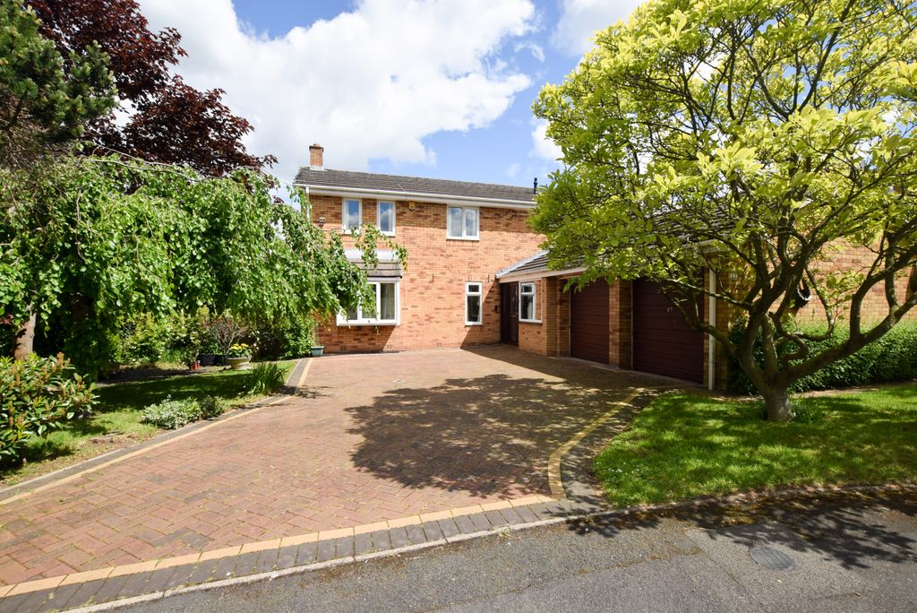 Property photo 1 of 25