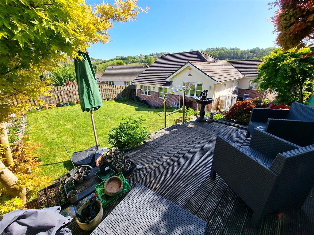 Property photo 3 of 14 Decking.Jpg