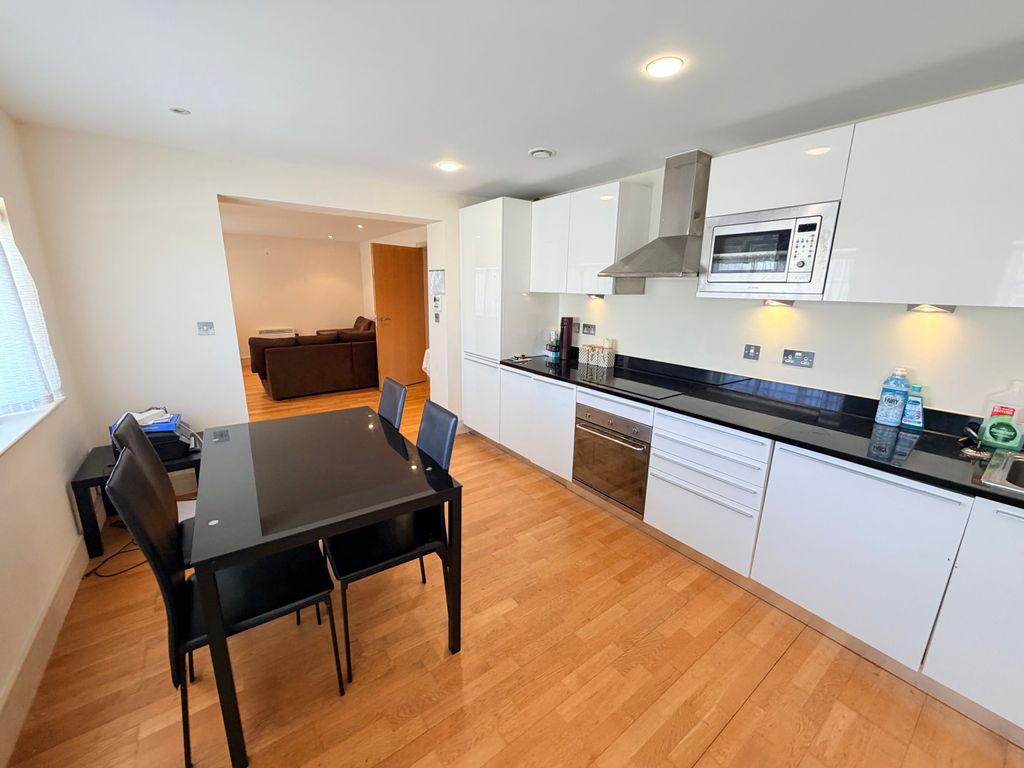 Property photo 3 of 15 Kitchen