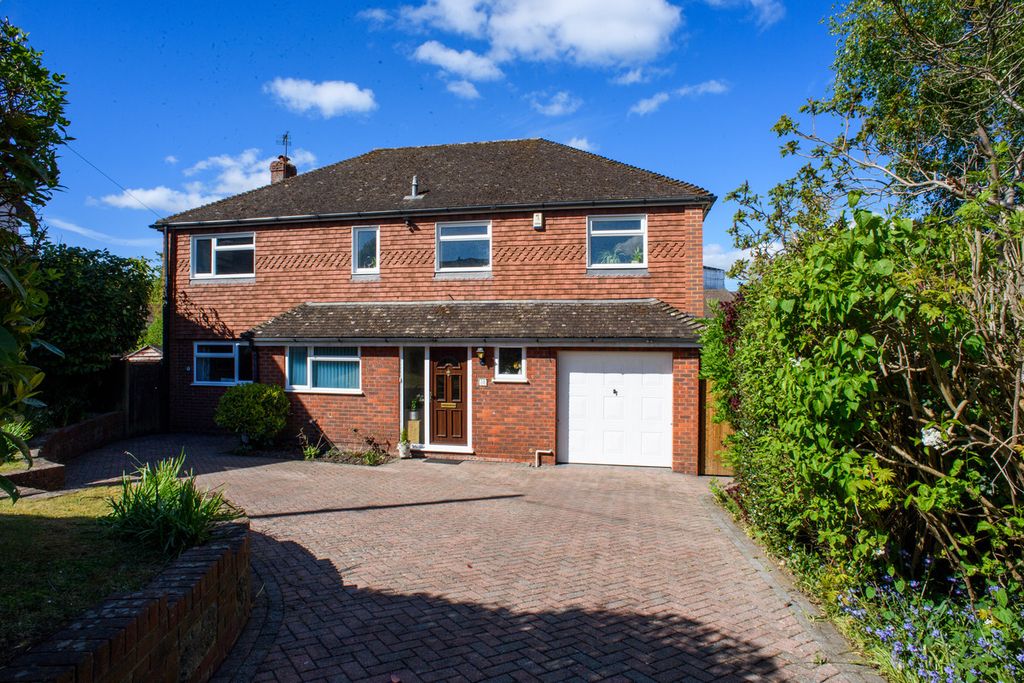 Property photo 1 of 23