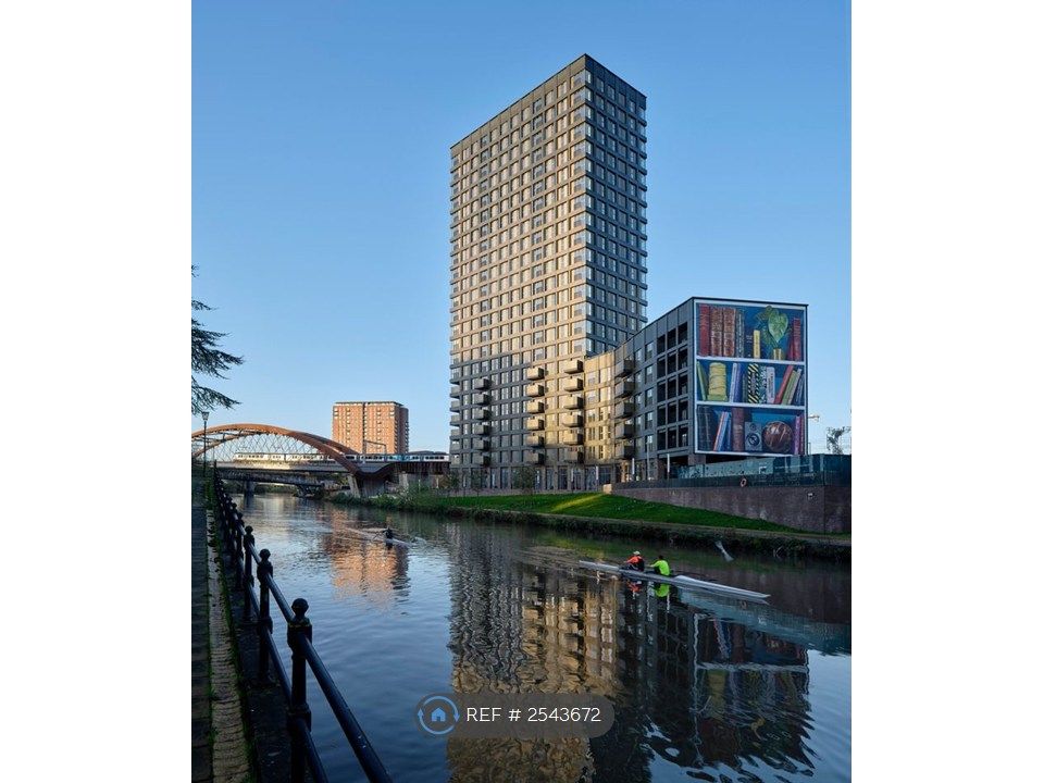 Property photo 1 of 17 Novella River Irwell