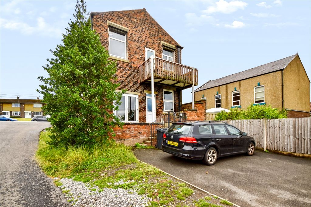 Property photo 2 of 21 Picture No. 07