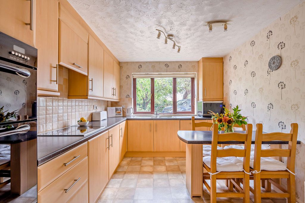 Property photo 3 of 11 Picture No. 06