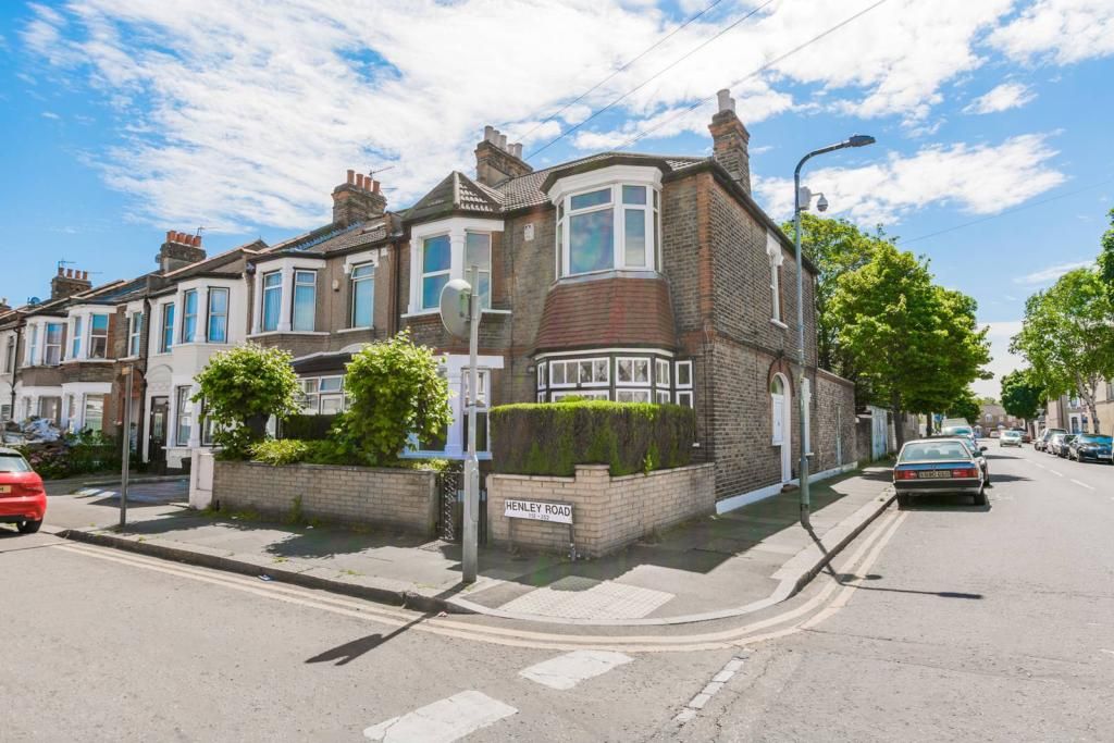 Property photo 1 of 1 3 Bed End Of Terrace House To Rent Henley Road, Ilford Ig1 2Ts