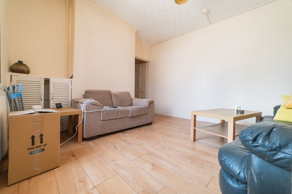 Property photo 2 of 11 Call 02920 454555 To Secure Your Viewing_1