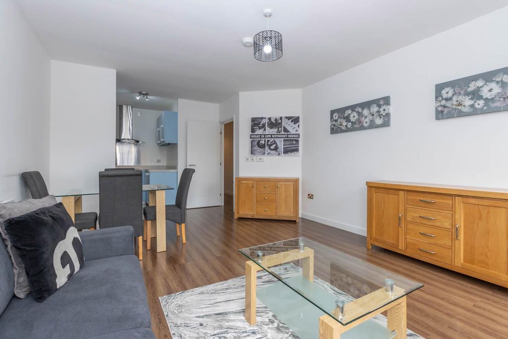 Property photo 3 of 14 Living Area