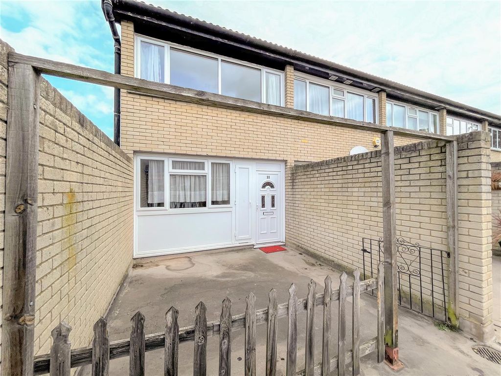 Property photo 1 of 9