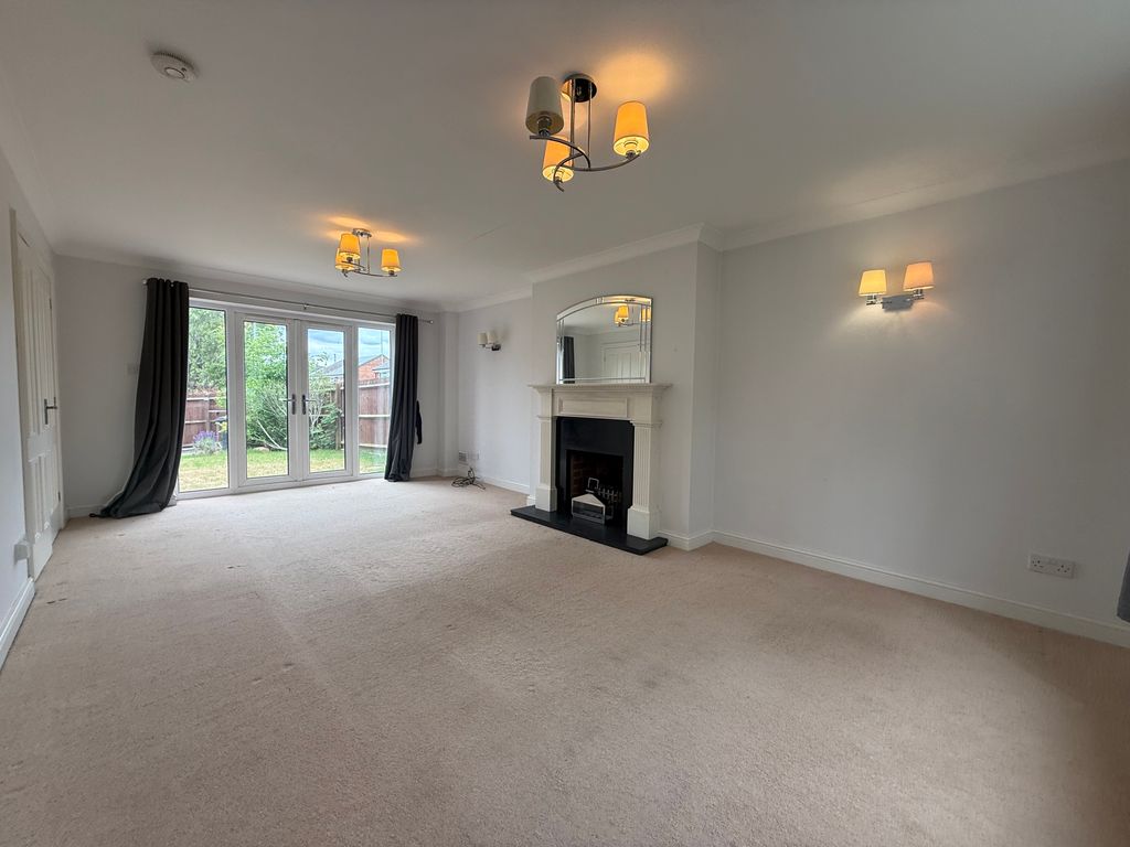 Property photo 3 of 14
