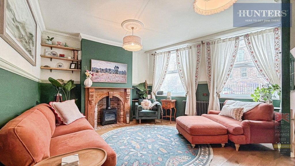 Property photo 1 of 25 Pbox-Img.Jpg