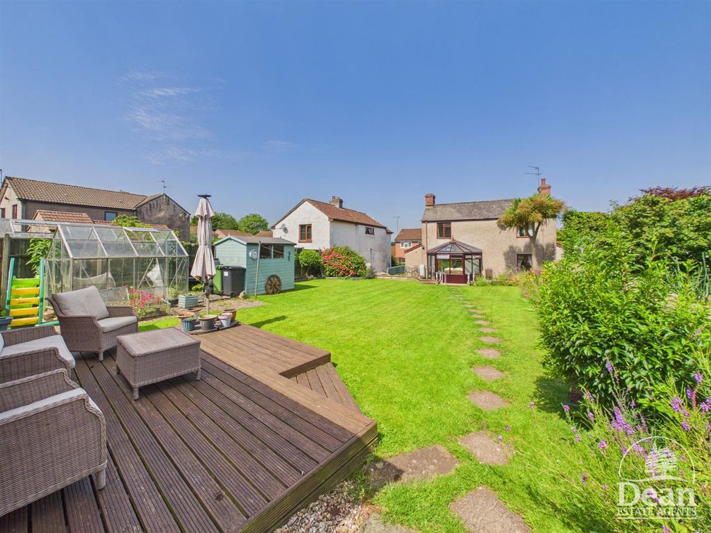 Property photo 1 of 24