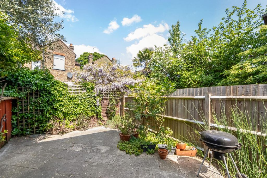 Property photo 3 of 10 4.Jpg