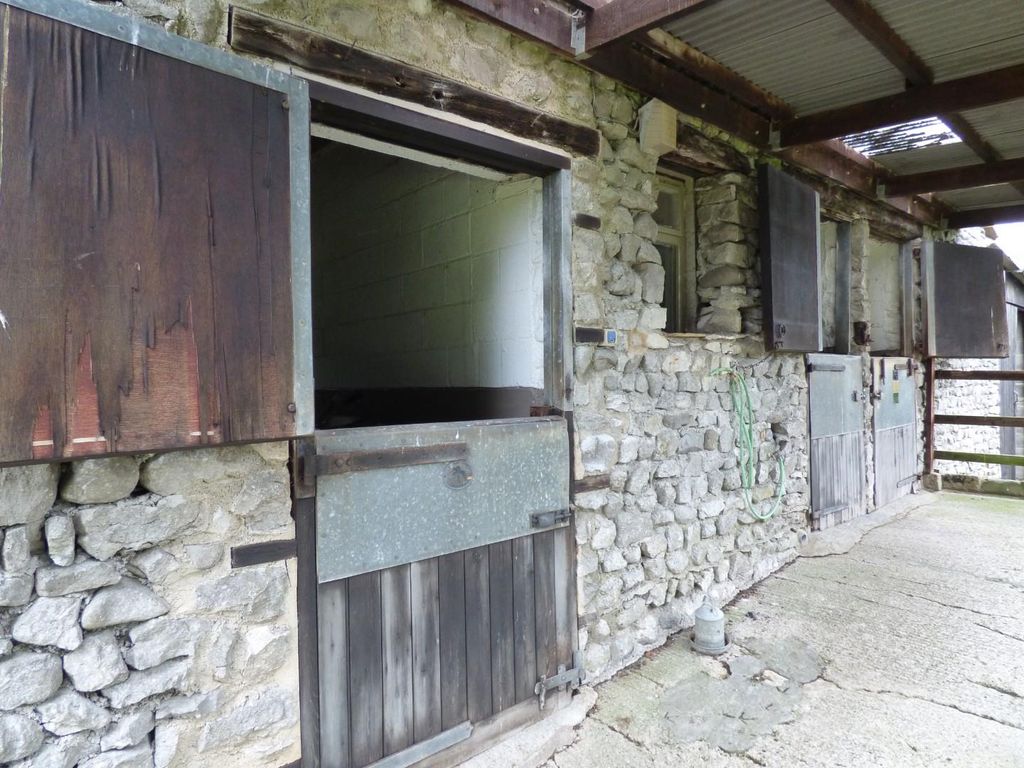 Property photo 3 of 20 P1150979.Jpg