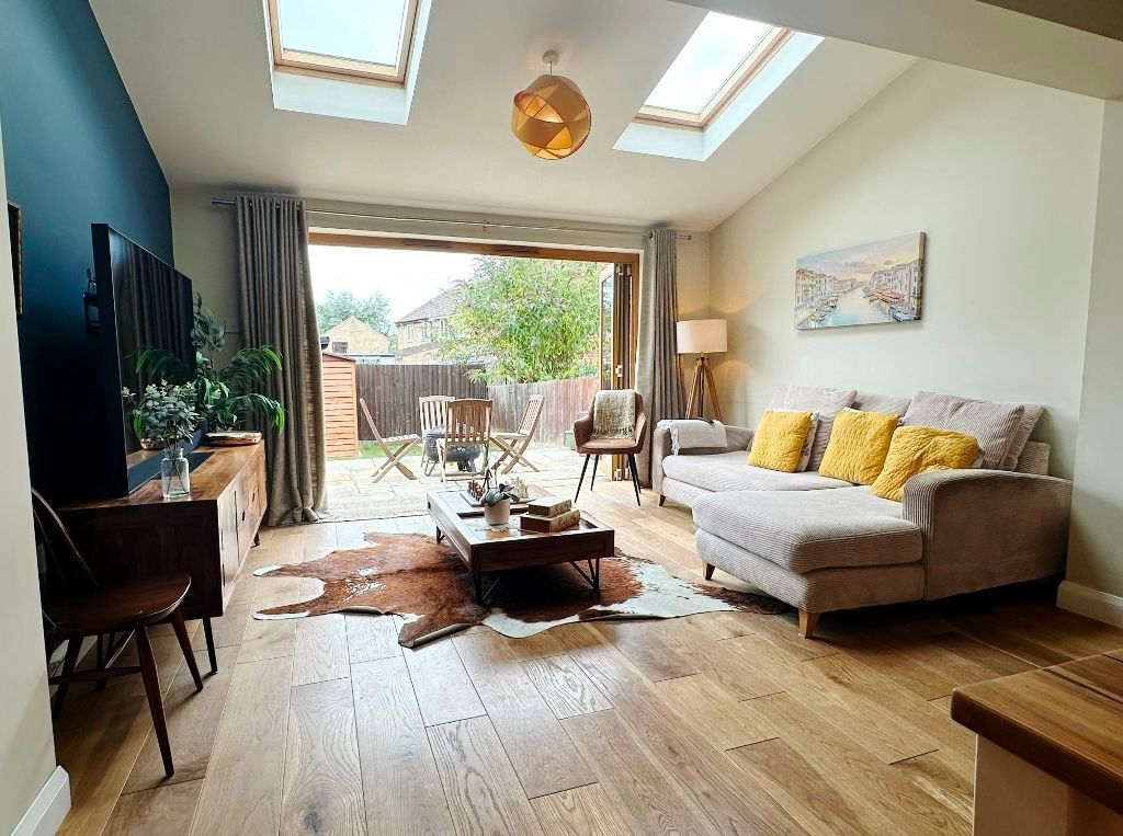 Property photo 2 of 17