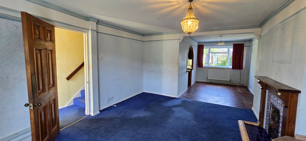 Property photo 3 of 19