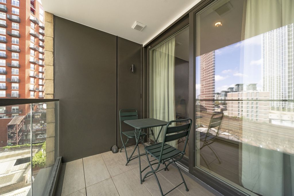 Property photo 3 of 12 Balcony