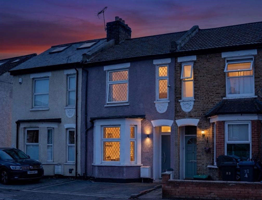 Property photo 1 of 19