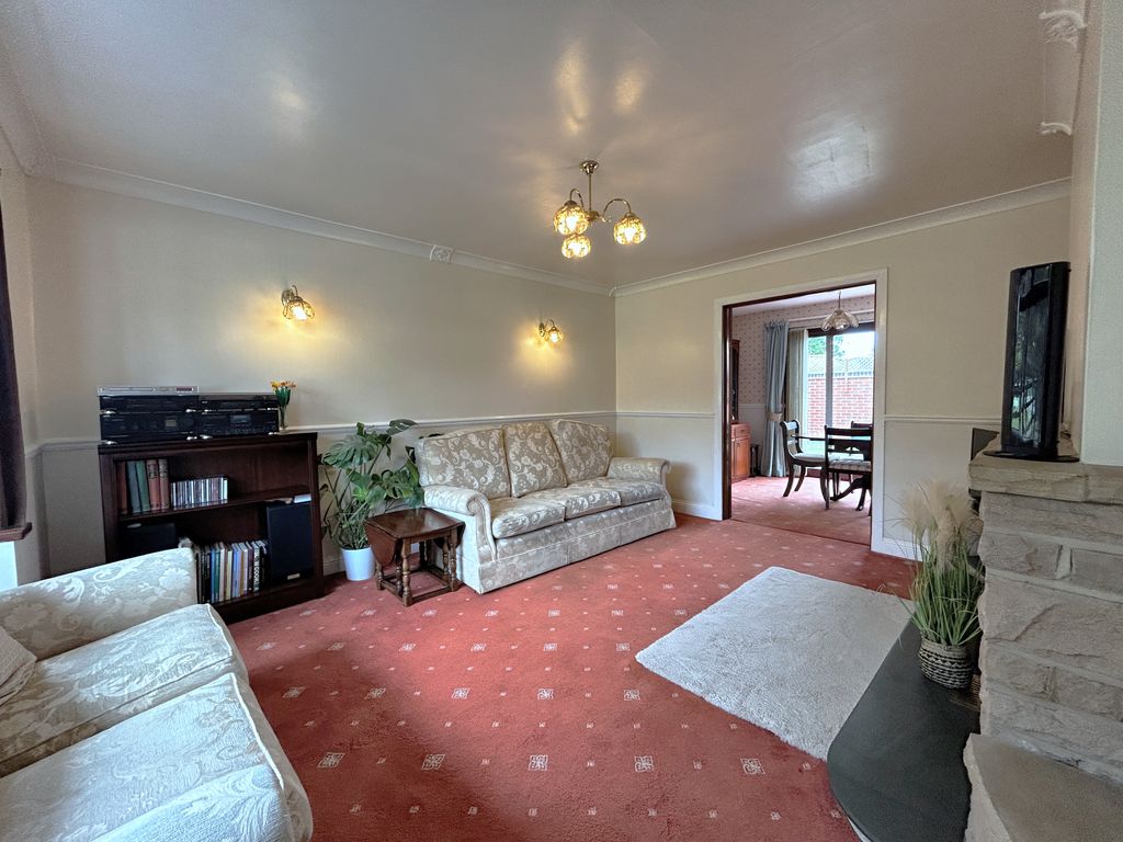 Property photo 2 of 20 3184B38C-D188-4415-A55B-0E487B84F969.Jpg