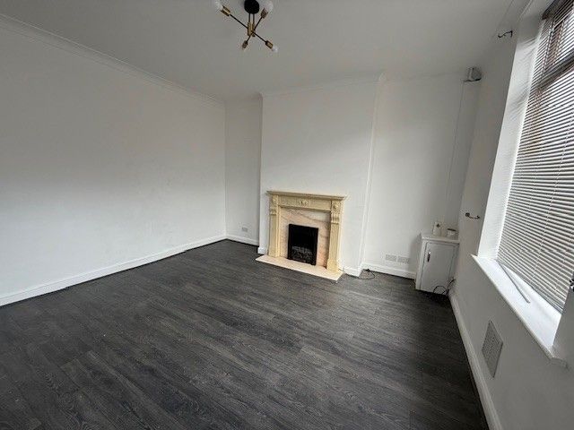 Property photo 2 of 9 Photo