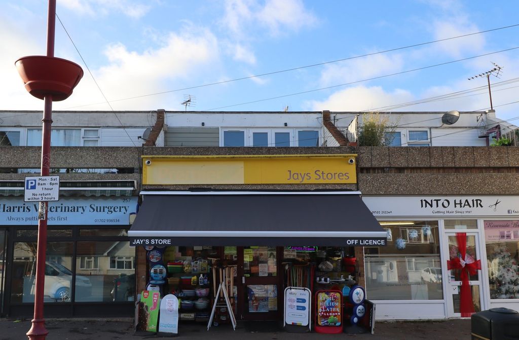 Property photo 1 of 12