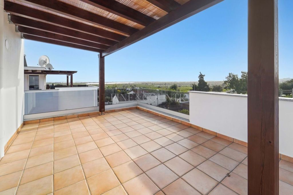 Property photo 3 of 30